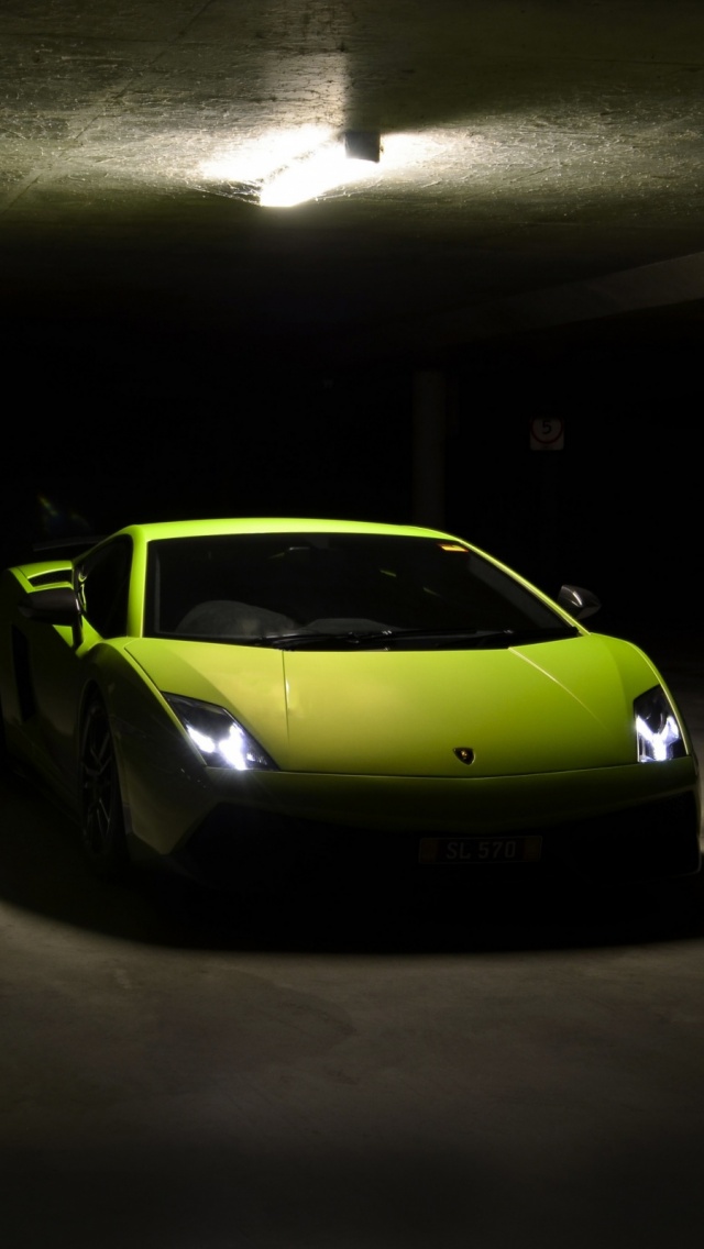 1401 Green Car